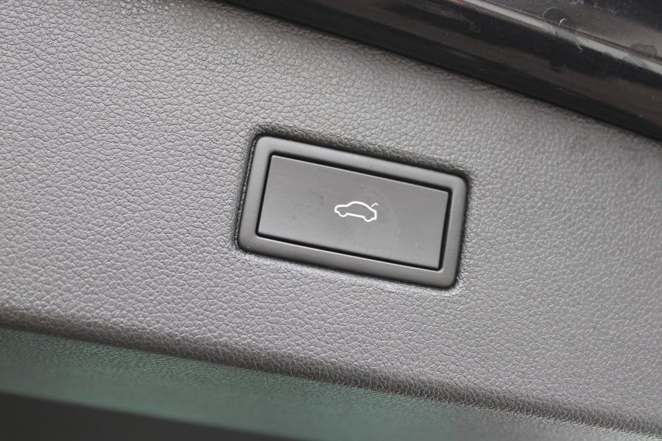 VW Tiguan 1,4 eHybrid Elegance DSG 5d