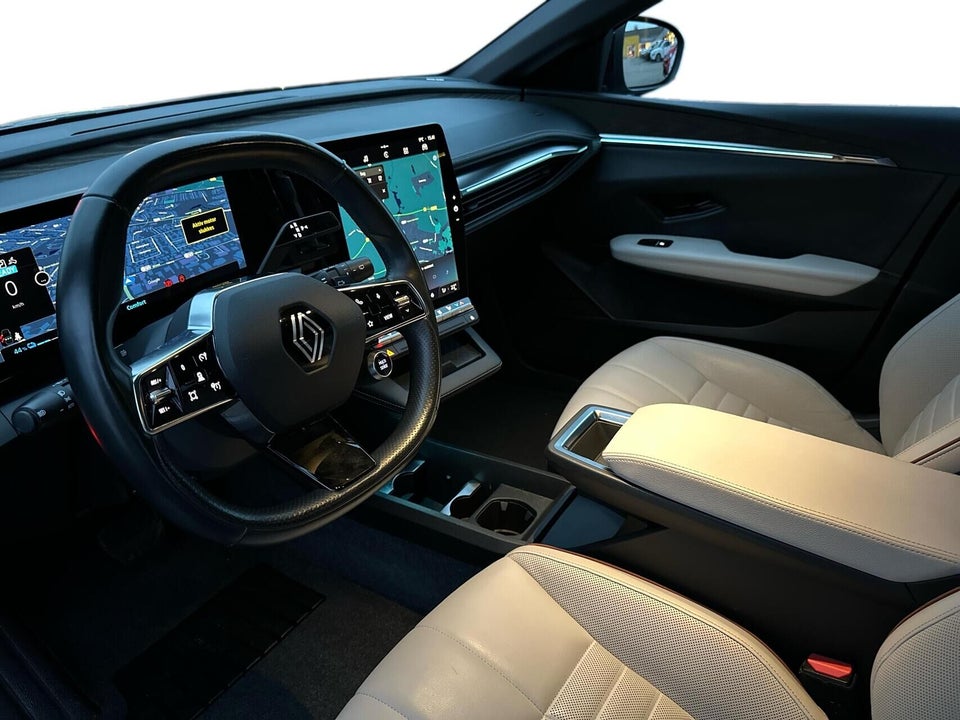 Renault Megane E-Tech 60 Iconic 5d