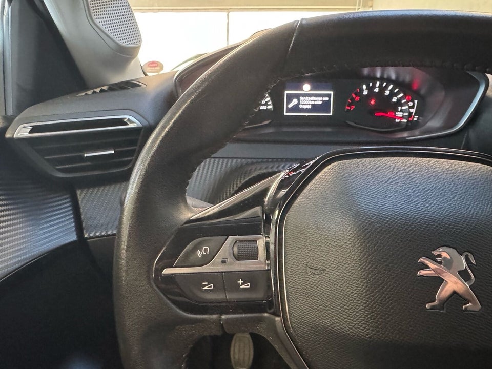 Peugeot 208 1,2 PureTech 100 Evolution 5d