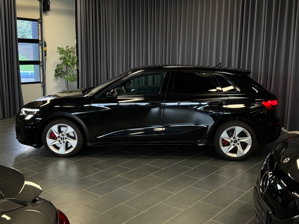 Audi A3 45 TFSi e S-line Sportback S-tr. 5d