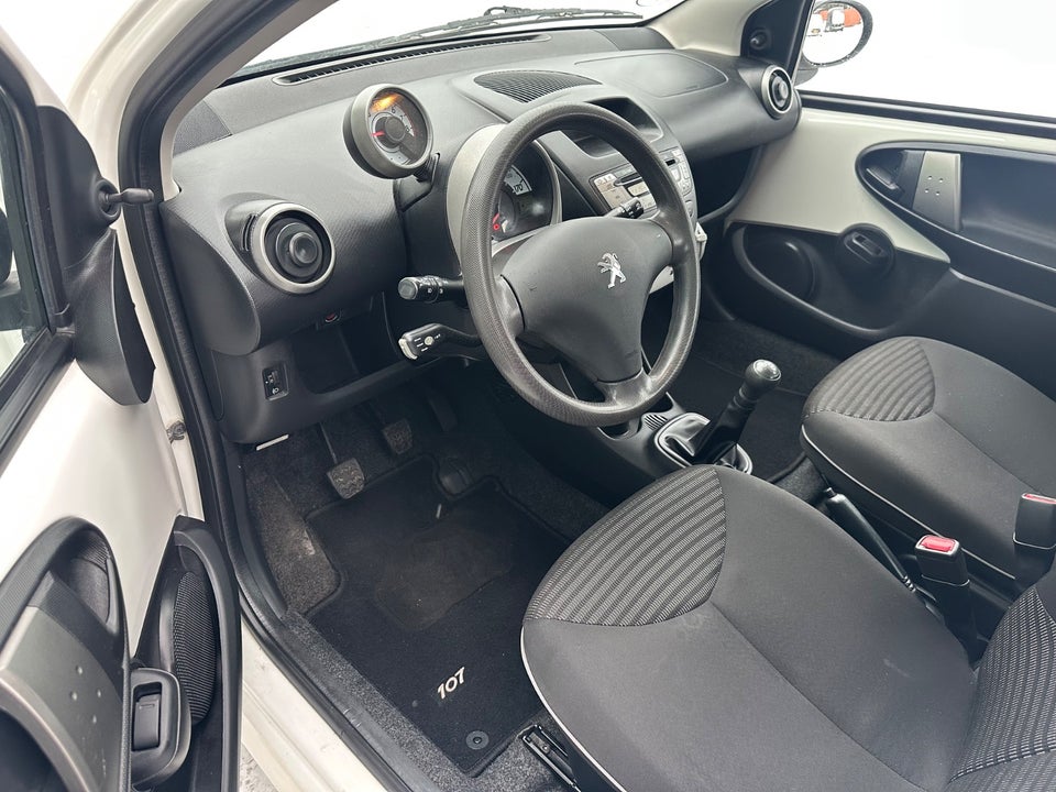 Peugeot 107 1,0 Active 5d