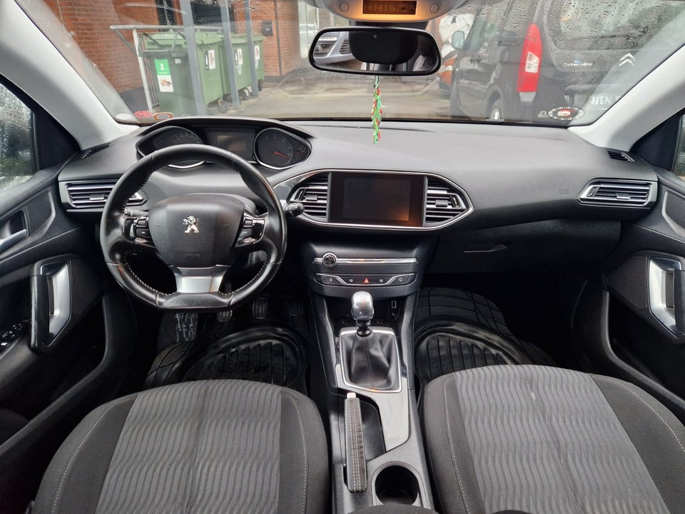 Peugeot 308 1,6 BlueHDi 120 Active SW 5d