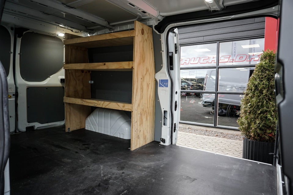 Ford Transit Custom 300L 2,0 TDCi 170 Active aut.