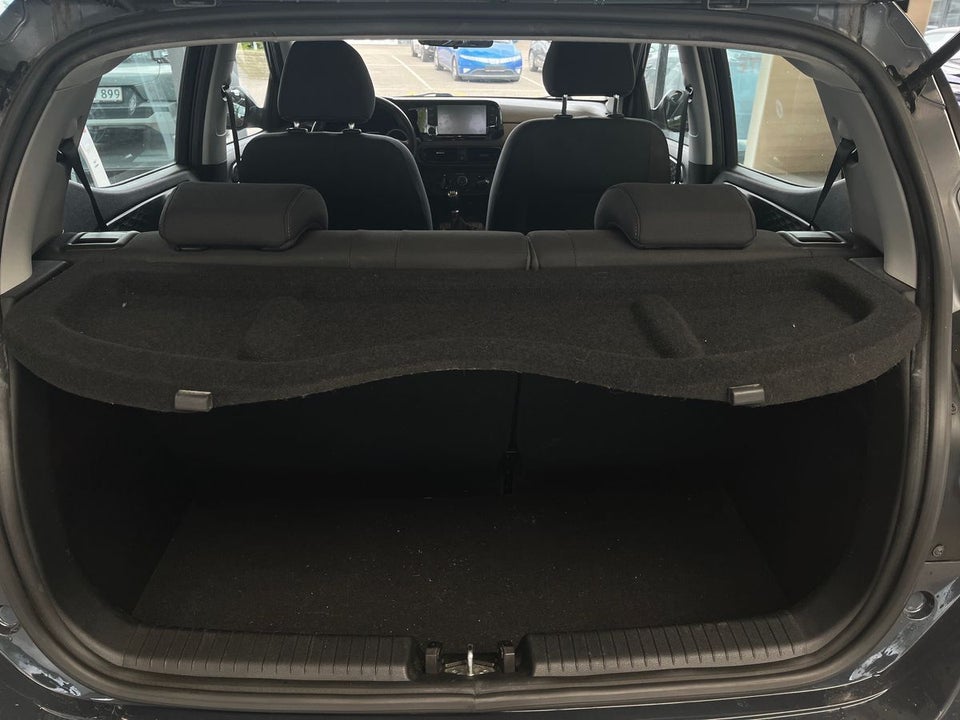 Hyundai i10 1,0 MPi Essential 5d