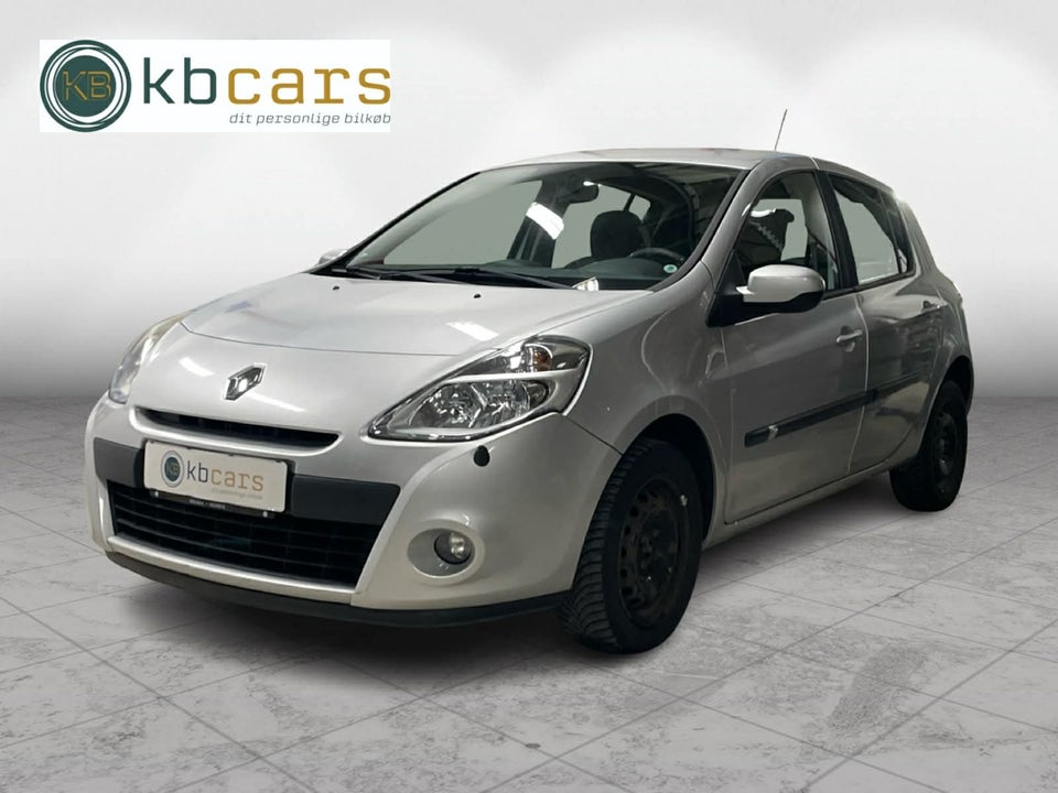 Renault Clio III 1,2 16V Expression 5d