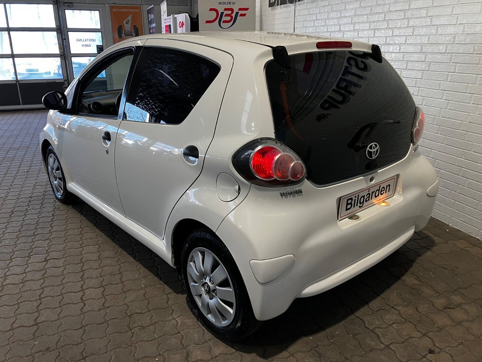 Toyota Aygo 1,0 VVT-i T1 5d
