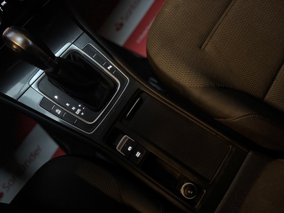 VW Golf VII 1,6 TDi 115 Comfortline Variant DSG 5d