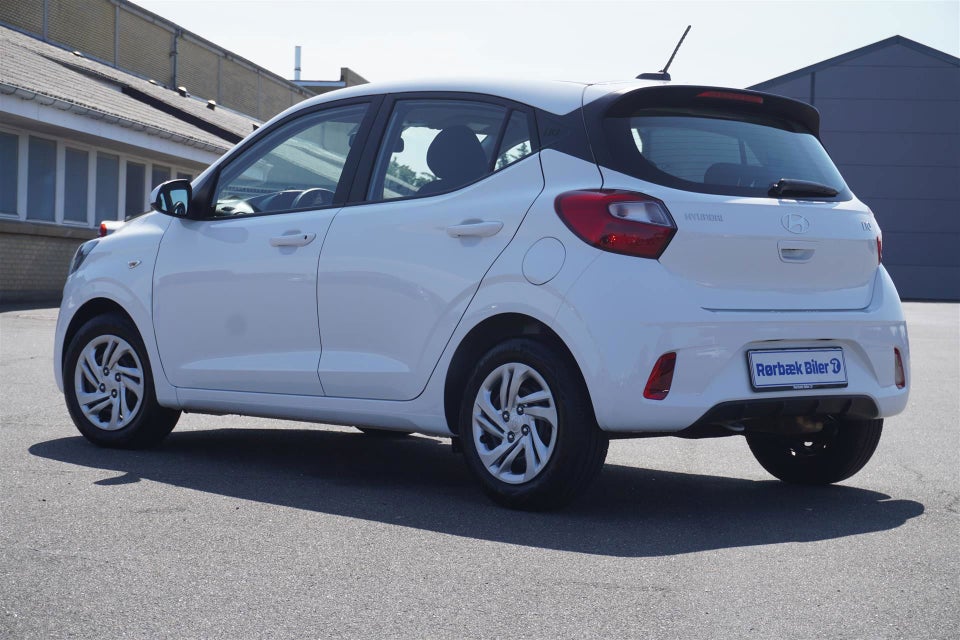 Hyundai i10 1,0 MPi Essential 5d