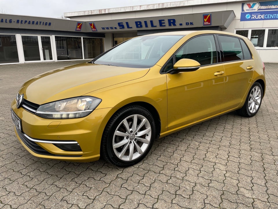 VW Golf VII 2,0 TDi 150 Highline 5d