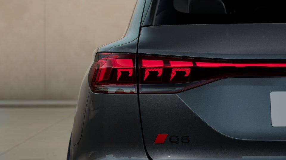 Audi Q6 e-tron Ultra quattro 5d