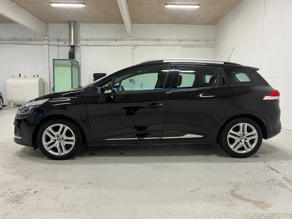 Renault Clio IV 0,9 TCe 90 Expression Sport Tourer 5d