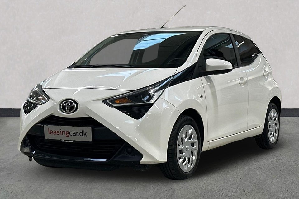 Toyota Aygo 1,0 VVT-i x-pression 5d