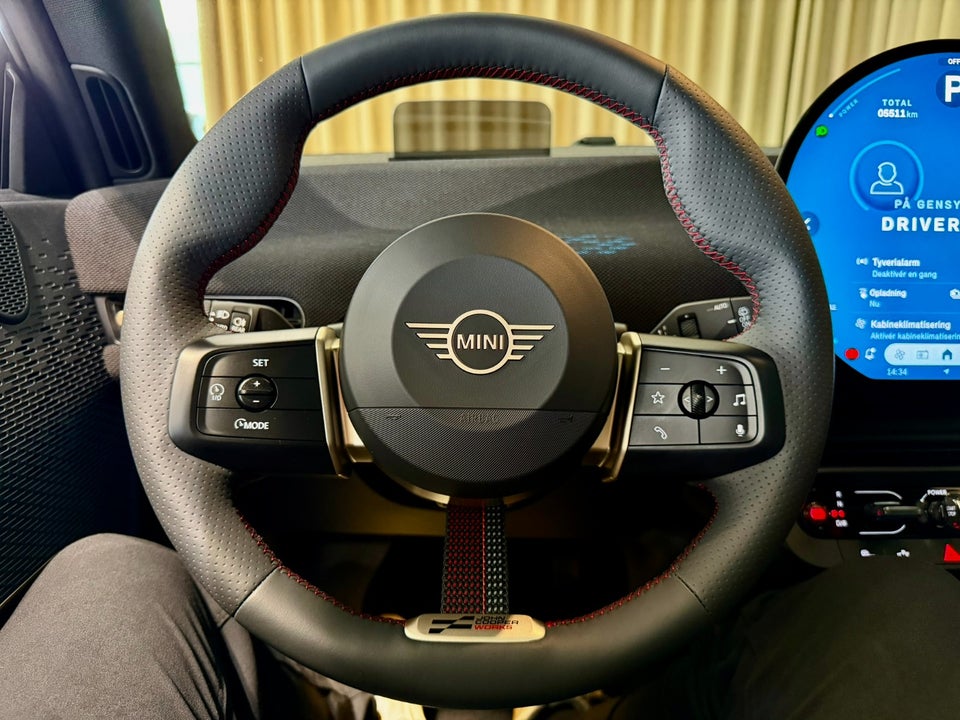 MINI Cooper SE JCW Trim M 3d