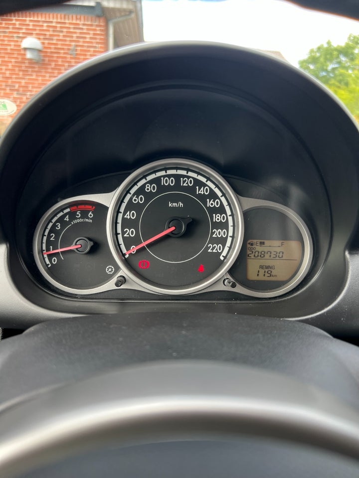 Mazda 2 1,6 DE 95 Advance 5d