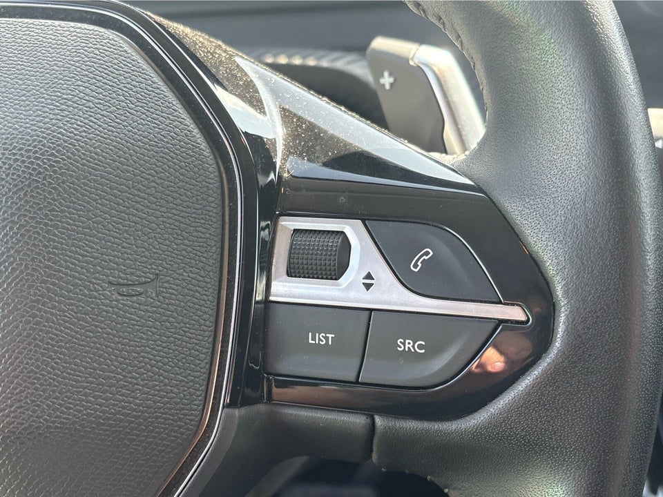 Peugeot 208 1,2 PureTech 100 Allure EAT8 5d