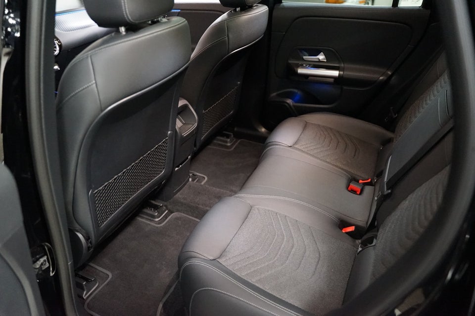 Mercedes EQA250 Progressive 5d