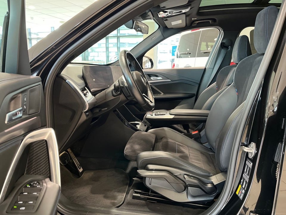 BMW iX1 eDrive20 M-Sport 5d