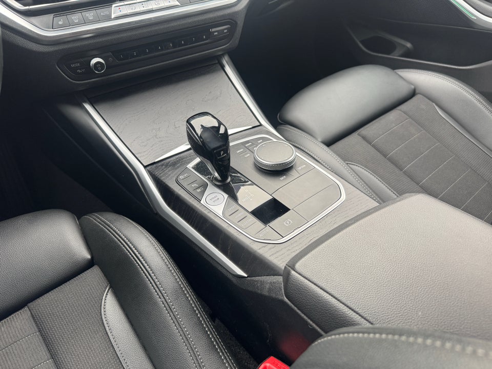 BMW 330e 2,0 Touring Sport Line aut. 5d