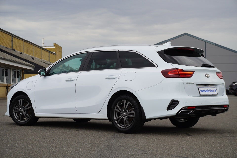 Kia Ceed 1,6 PHEV Prestige SW DCT 5d