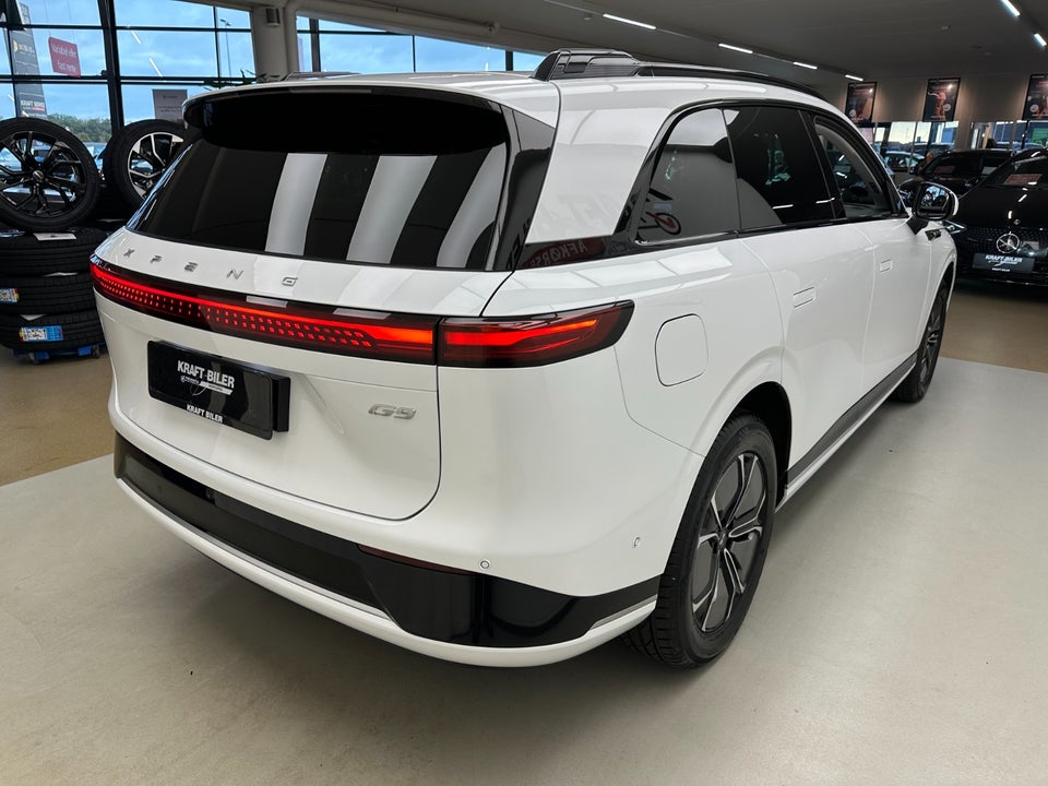 Xpeng G9 Standard Range 5d