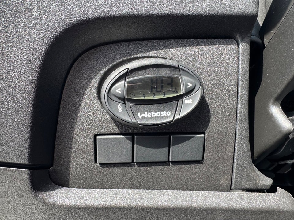 Iveco Daily 3,0 35S18 16m³ Van AG8