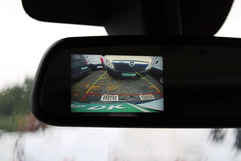 Nissan NV400 2,3 dCi 150 L2H2 Kassevogn