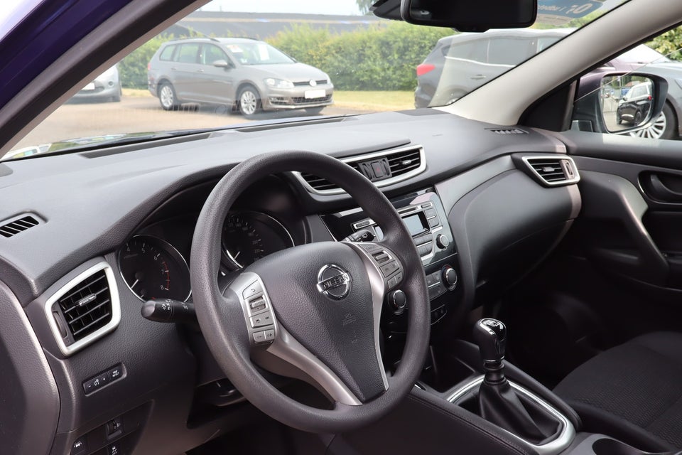 Nissan Qashqai 1,2 Dig-T 115 Tekna 5d