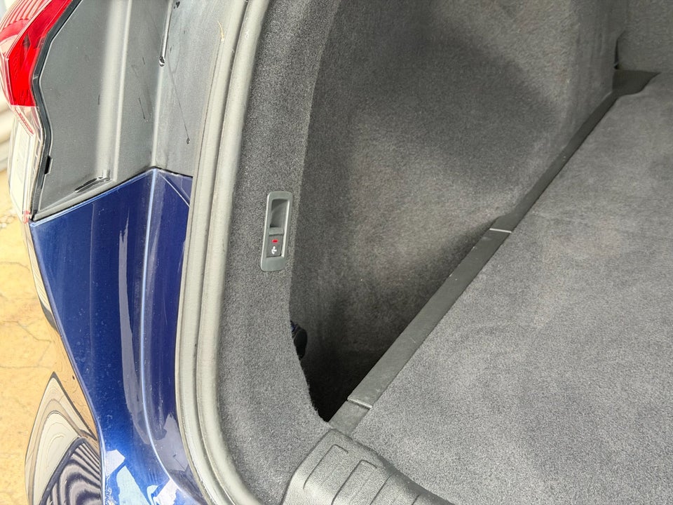 Audi Q4 e-tron 40 S-line 5d