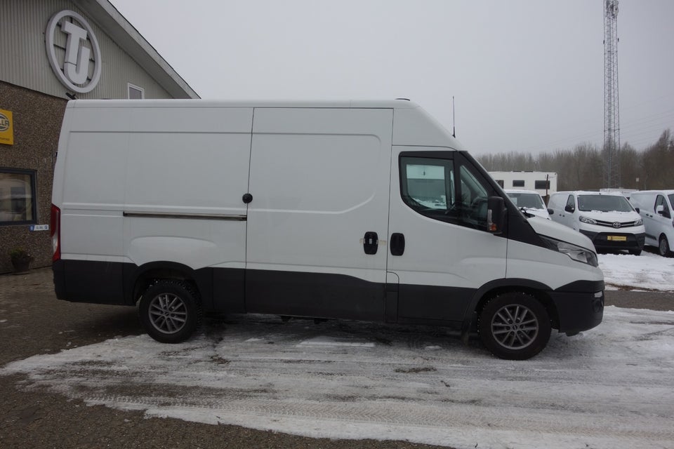 Iveco Daily 3,0 35S18 12m³ Van AG8