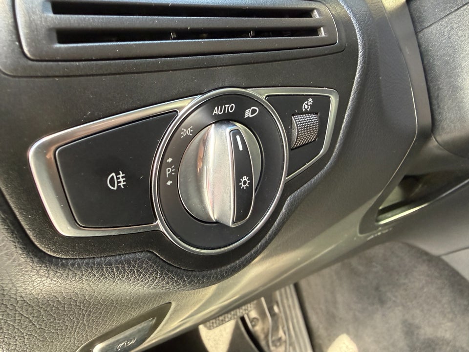 Mercedes GLC300 de 2,0 aut. 4Matic 5d