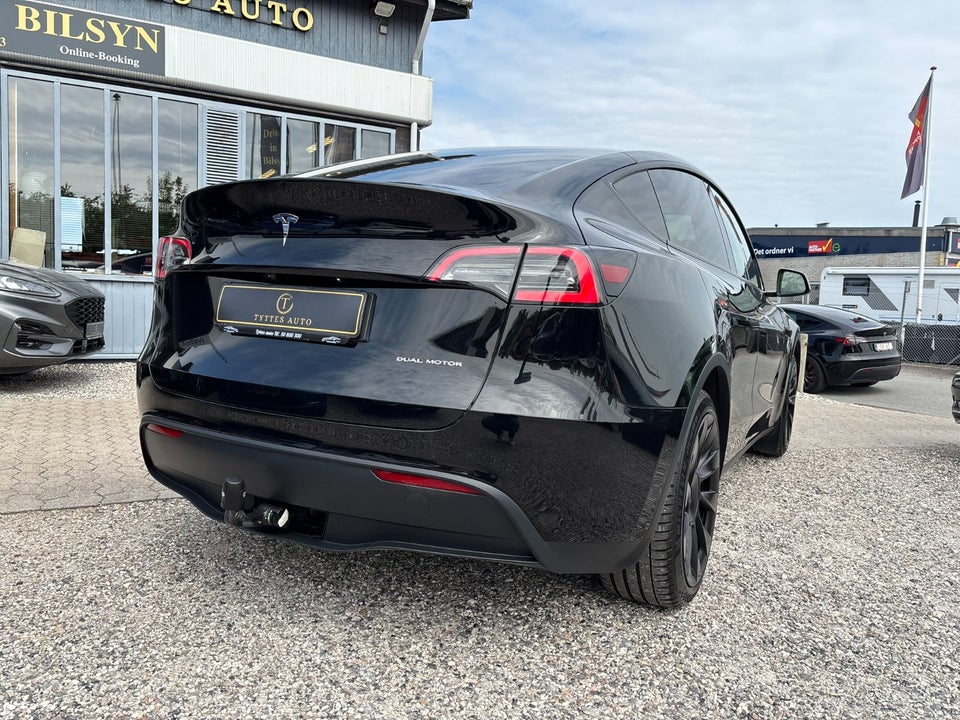 Tesla Model Y Long Range AWD 5d