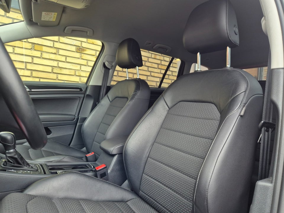 VW Golf VII 1,6 TDi 105 Highline Variant BMT 5d