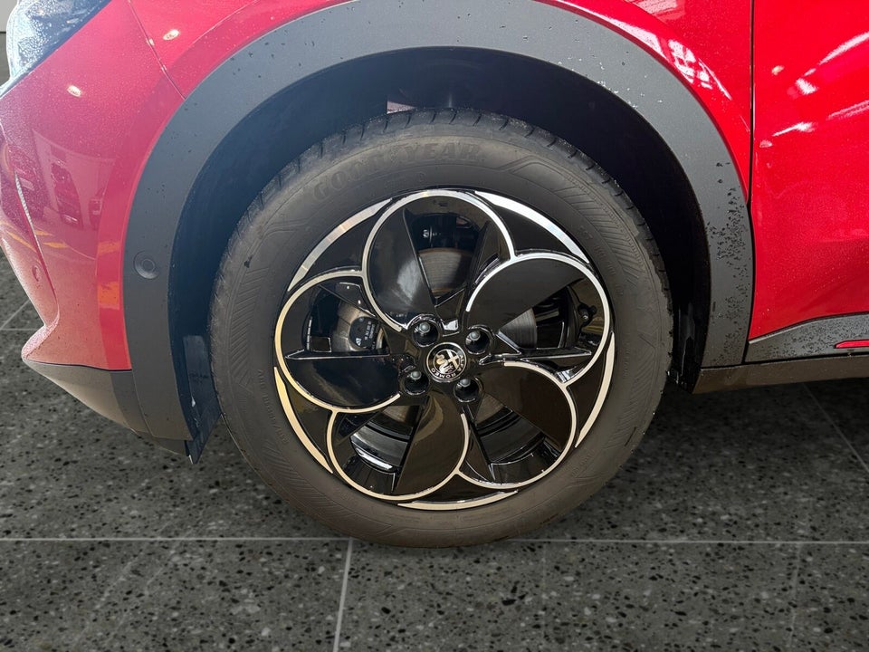Alfa Romeo Junior Elettrica Speciale 5d