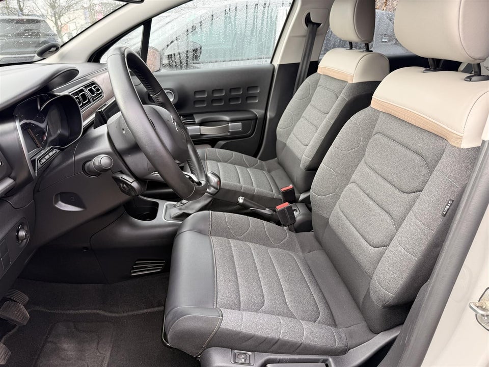 Citroën C3 1,2 PureTech 83 Shine Sport 5d