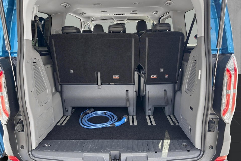 Ford E-Tourneo Custom 340 L1 64 Titanium