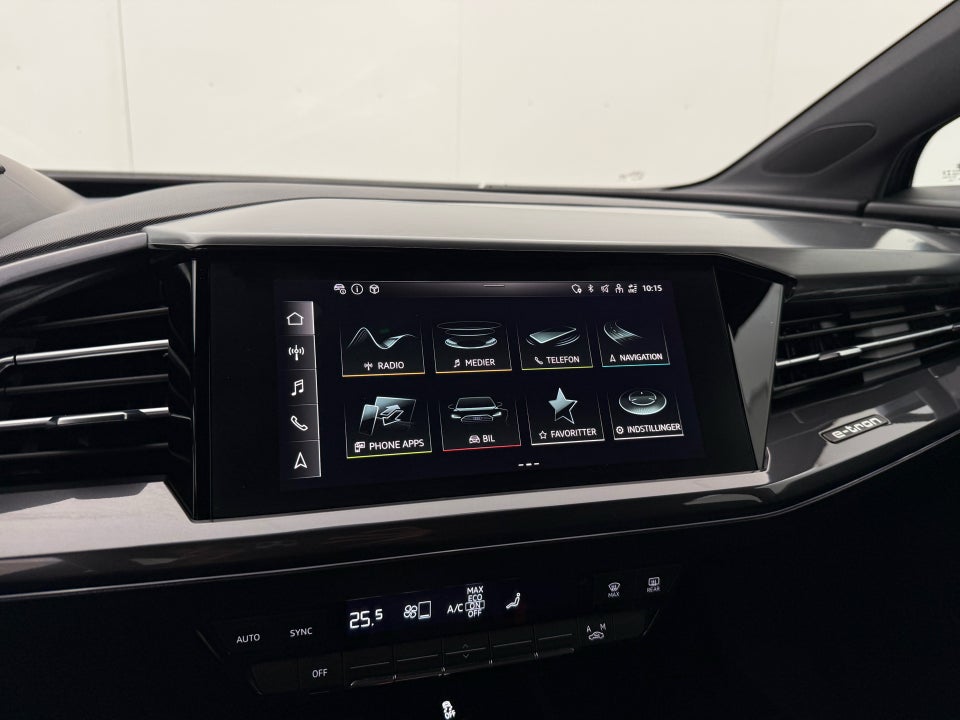 Audi Q4 e-tron 40 S-line 5d