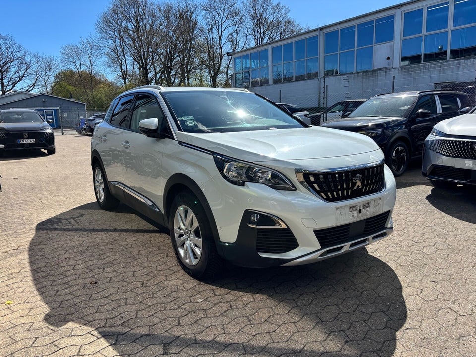 Peugeot 3008 1,2 PureTech 130 Allure 5d