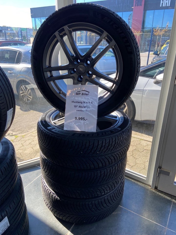 Ford Mustang Mach-E 98 Premium Extended Range 5d