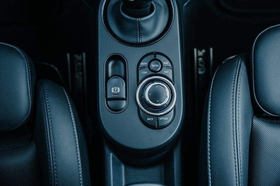 MINI Cooper SE Edition Premium Plus 3d