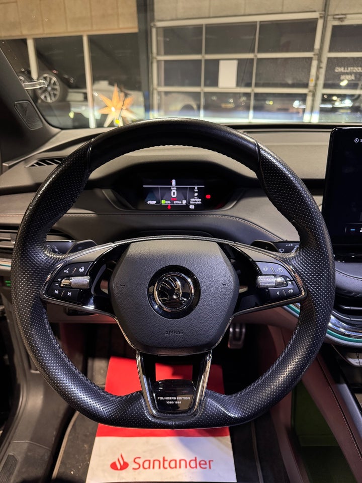 Skoda Enyaq 60 iV Founders Edition 5d