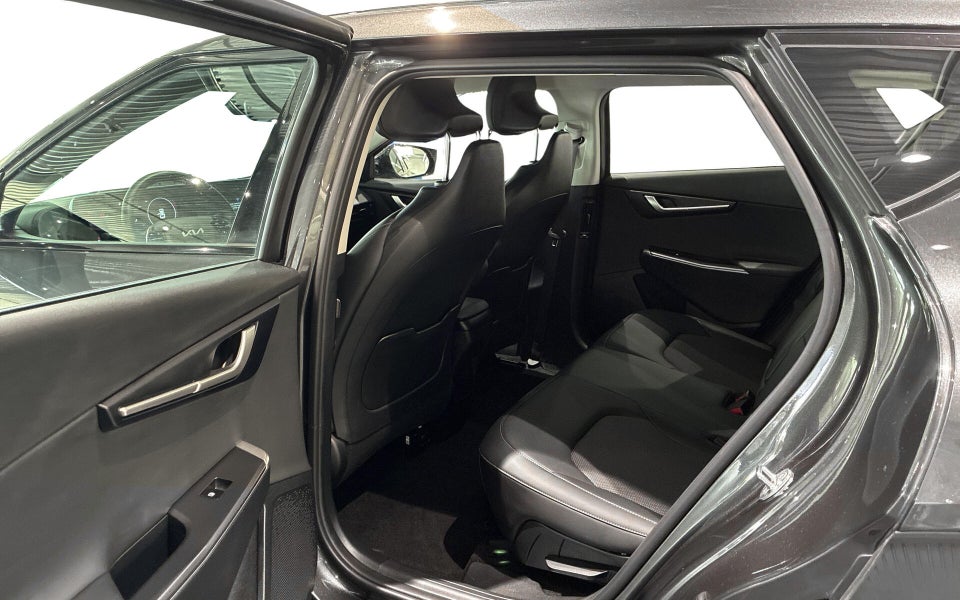 Kia EV6 77 Long Range Access 5d