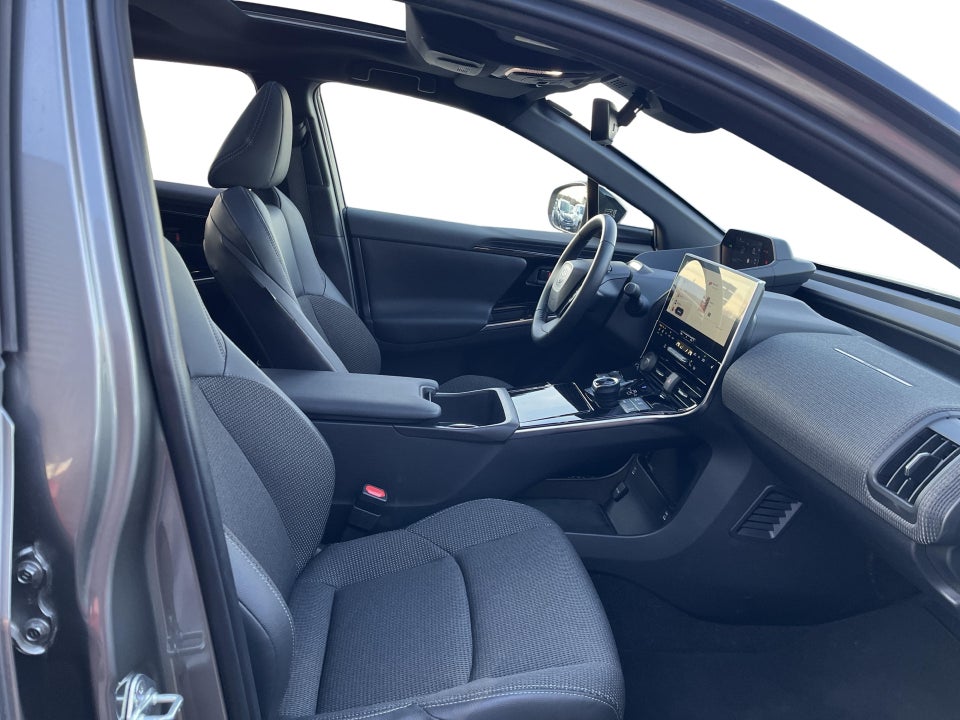 Toyota bZ4X Active 5d