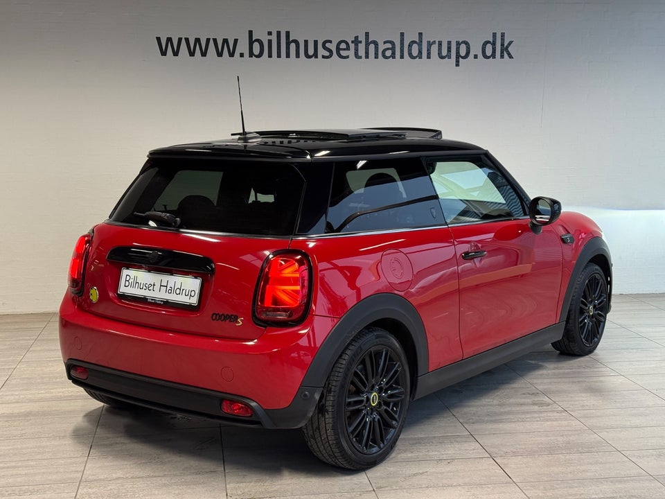 MINI Cooper SE Yours Trim 3d