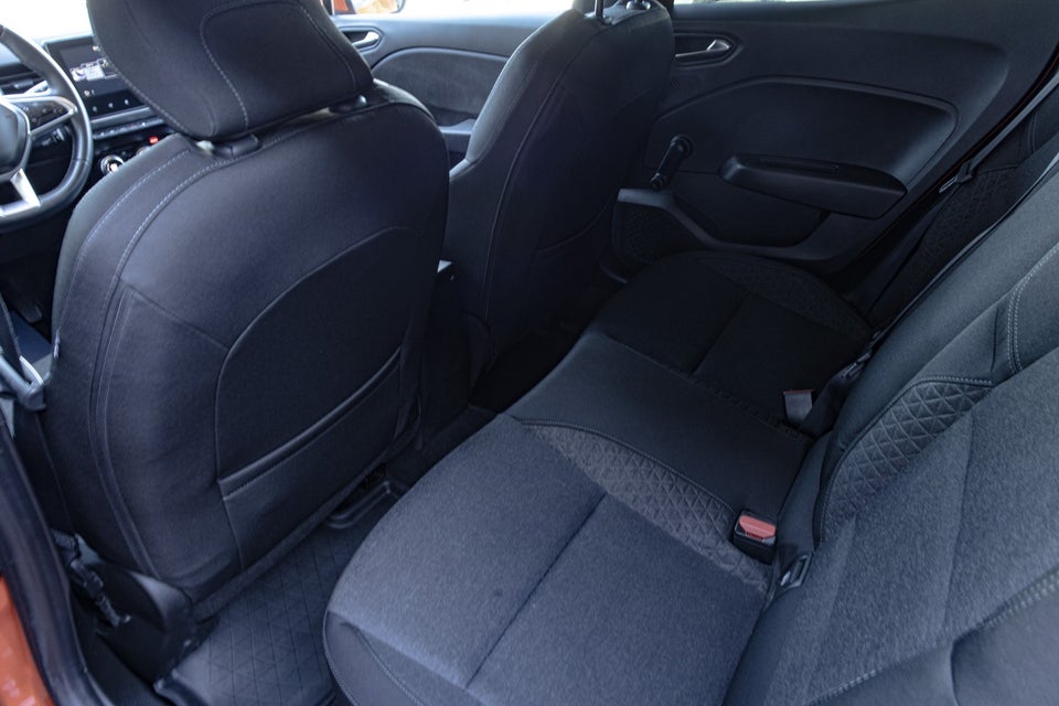 Renault Clio V 1,0 TCe 100 Intens 5d