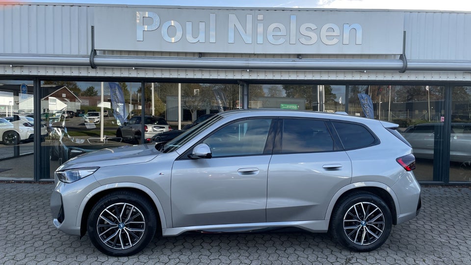 BMW iX1 xDrive30 M-Sport 5d