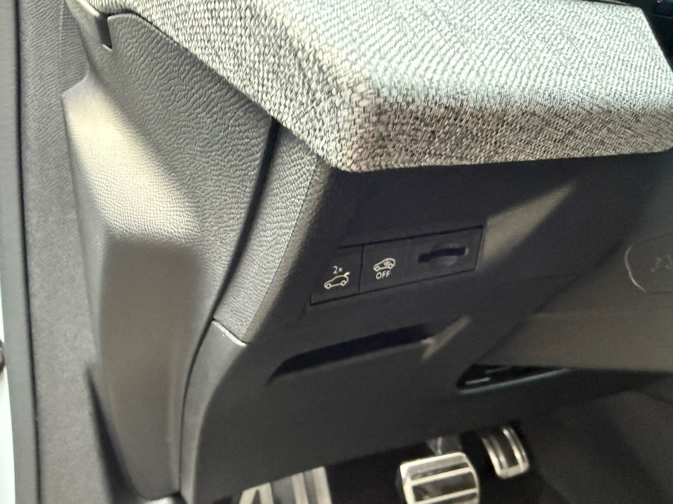 Peugeot e-5008 77 GT Pack 7prs 5d