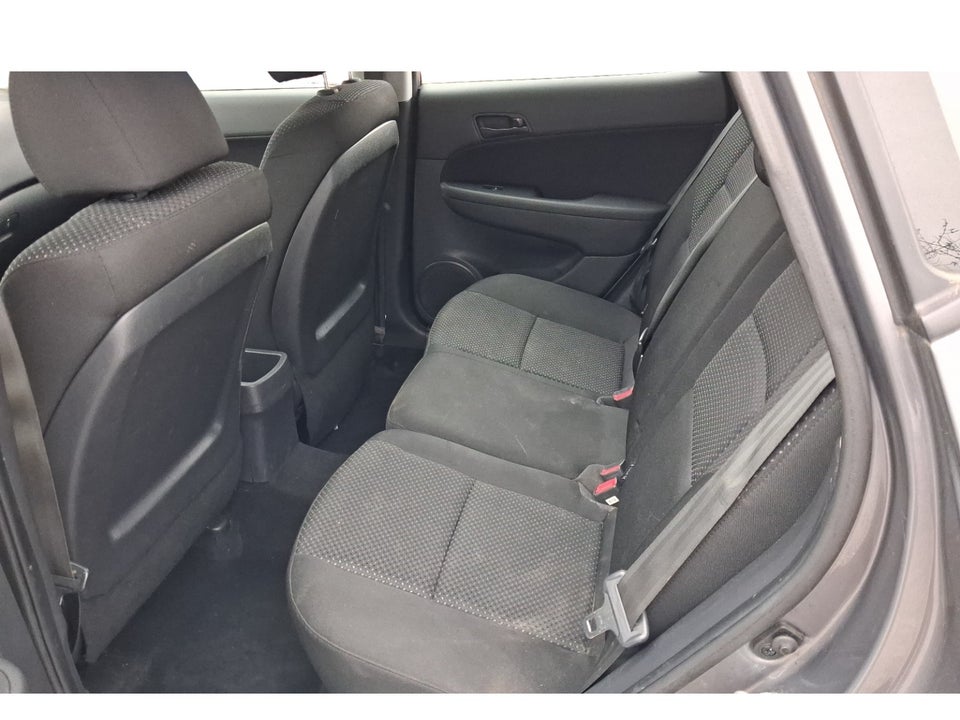 Hyundai i30 1,4 CVVT Classic 5d