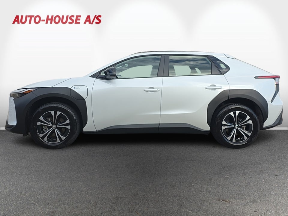 Toyota bZ4X 73 Active 5d