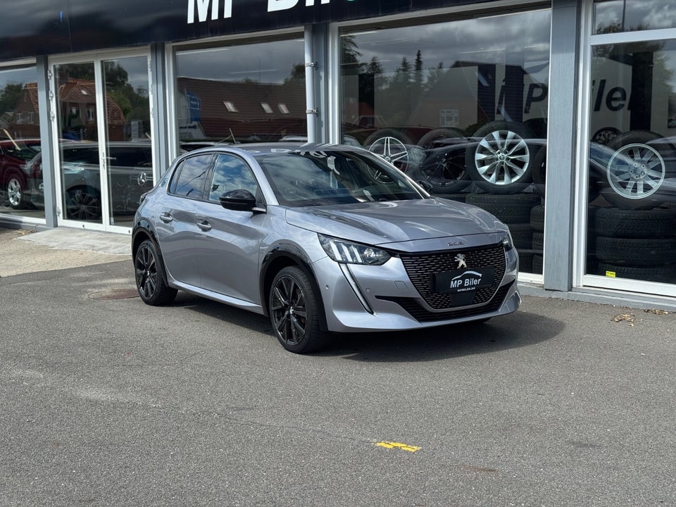 Peugeot e-208 50 GT 5d