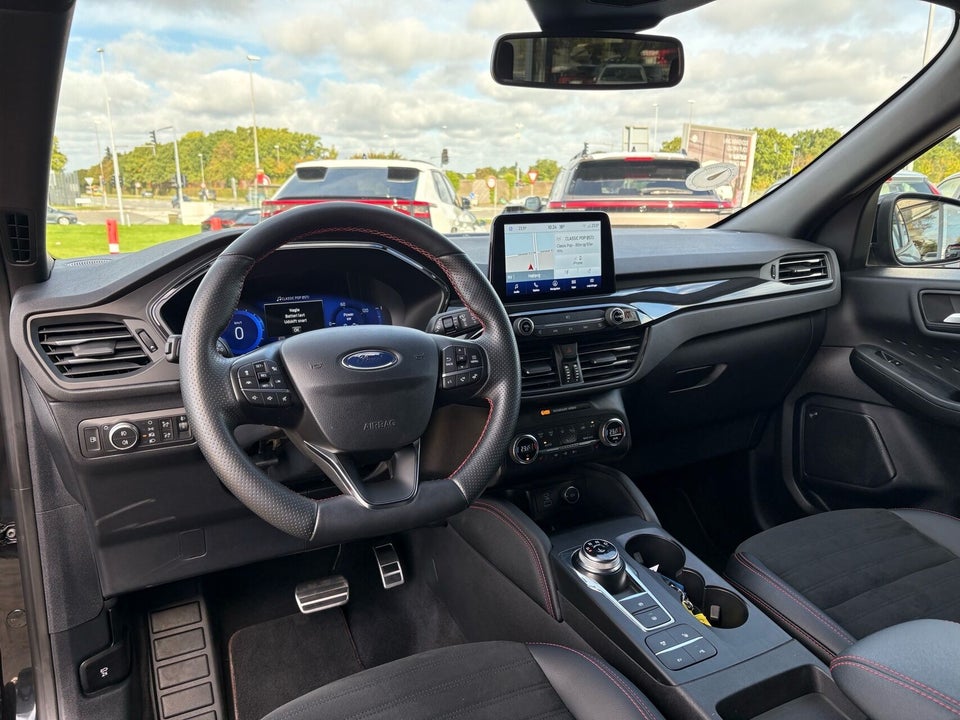 Ford Kuga 2,5 PHEV ST-Line X CVT 5d